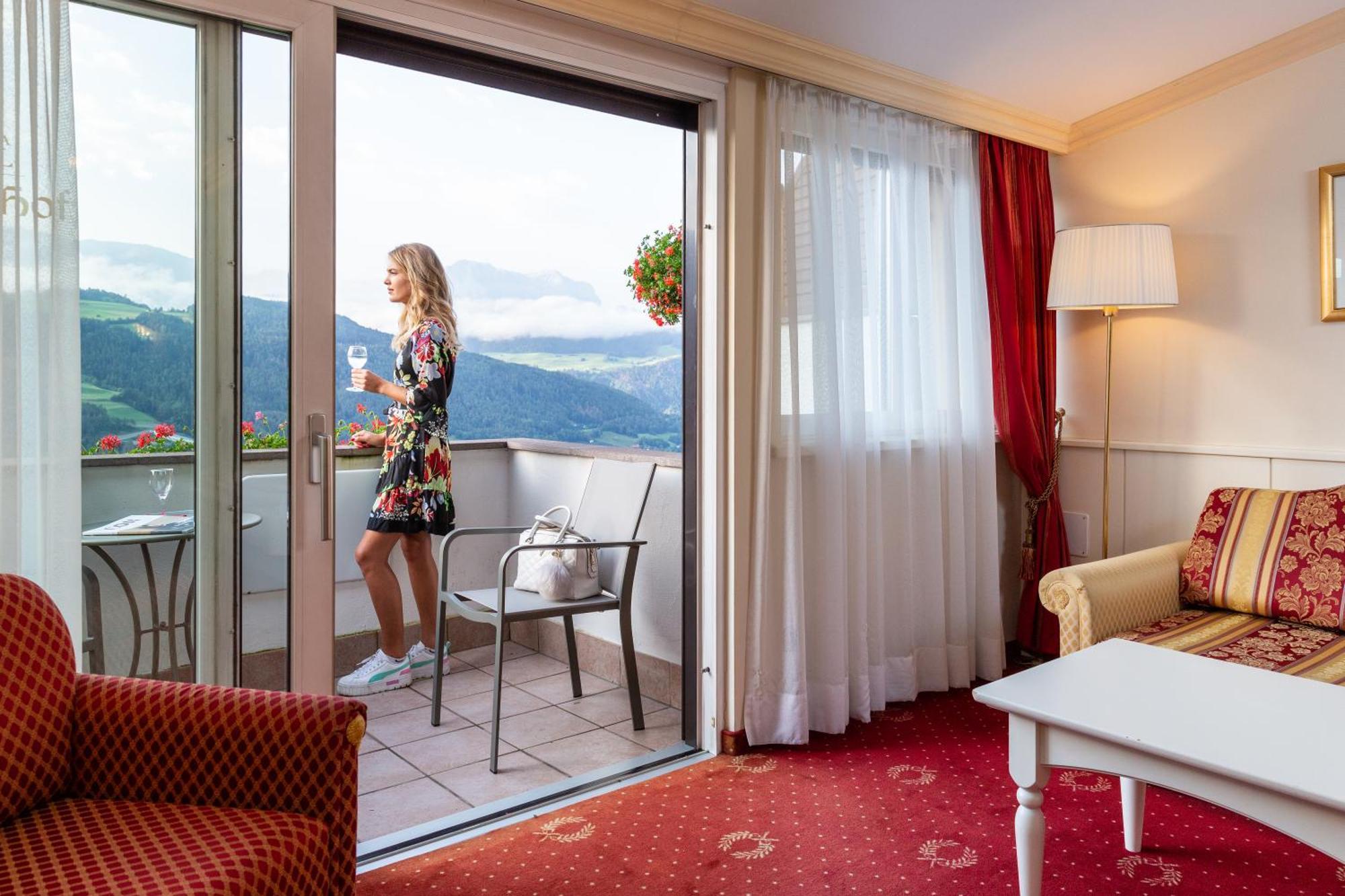 Granpanorama Hotel Stephanshof Villandro Eksteriør bilde