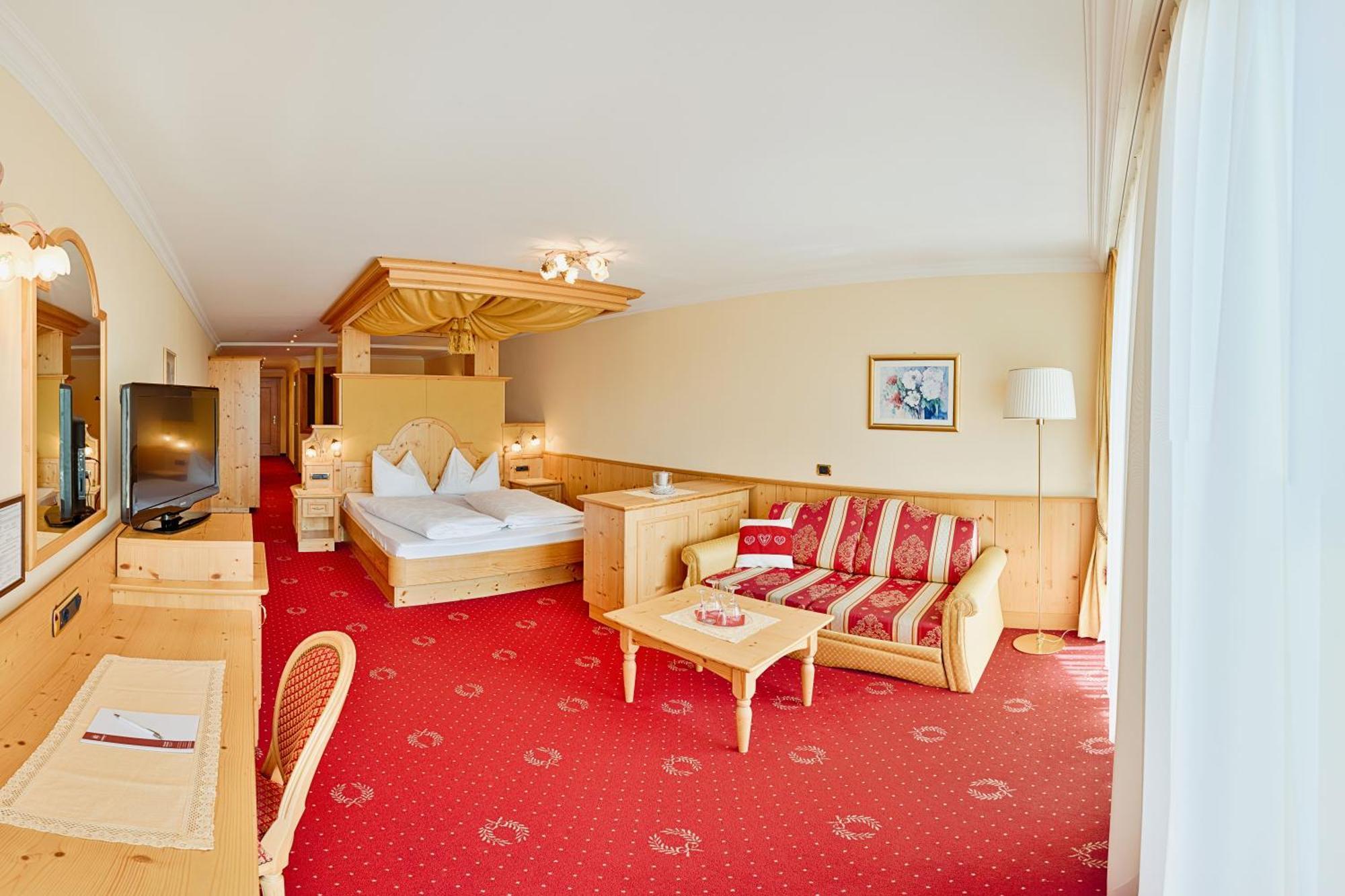 Granpanorama Hotel Stephanshof Villandro Eksteriør bilde