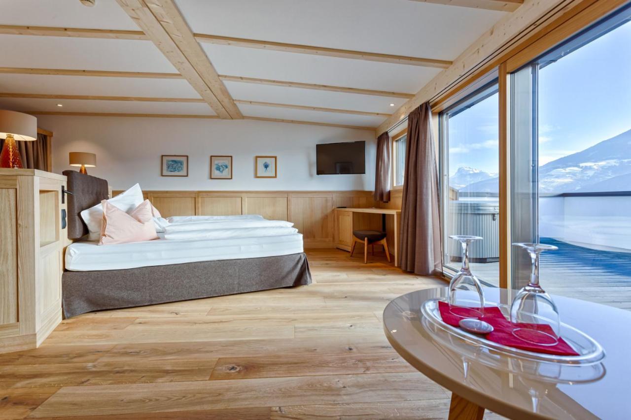 Granpanorama Hotel Stephanshof Villandro Eksteriør bilde